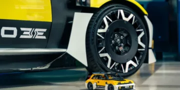 Renault 5 Turbo 3E Lego model hits 10,000 votes in 44 days