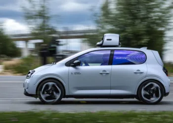 Renault Twingo E-Tech turns into mobile city data scanner