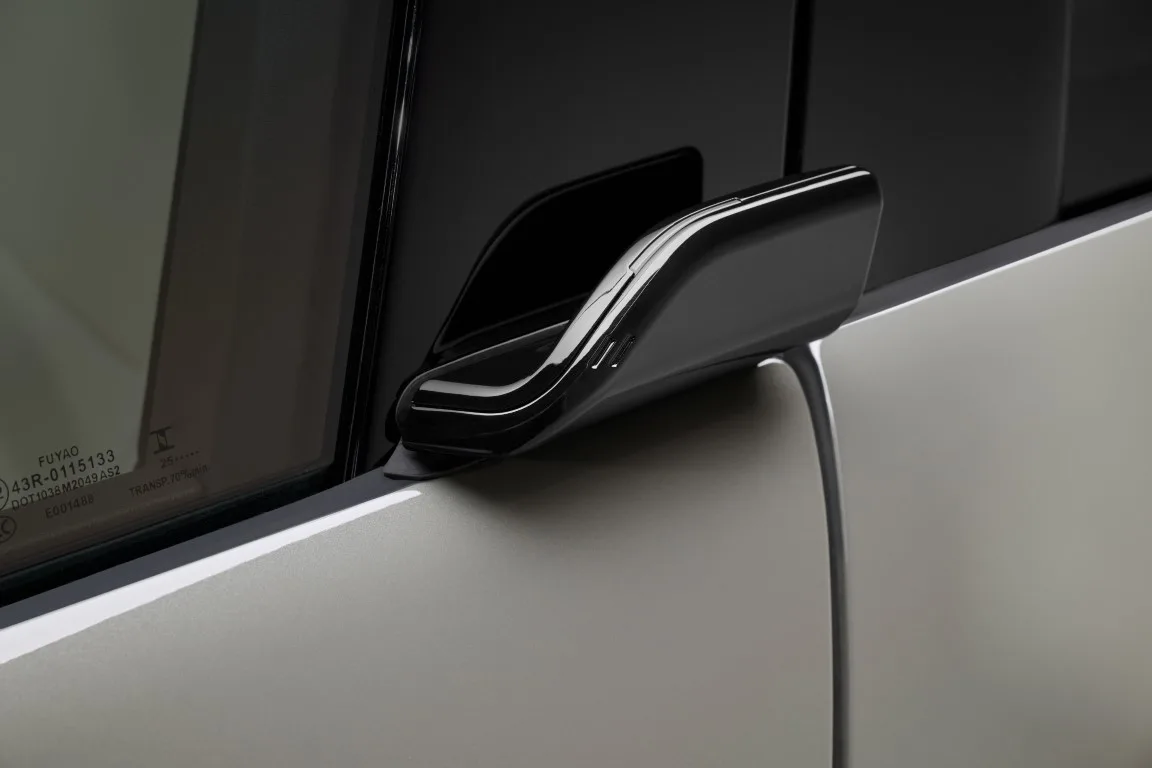 BMW Winglet door handles for all doors. BMW Winglet door handles for all doors.