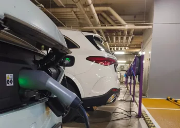 7kW and 22kW AC charging at Paradigm Mall, PJ , in 2026.