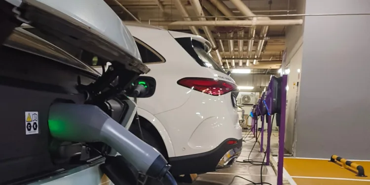 7kW and 22kW AC charging at Paradigm Mall, PJ , in 2026.