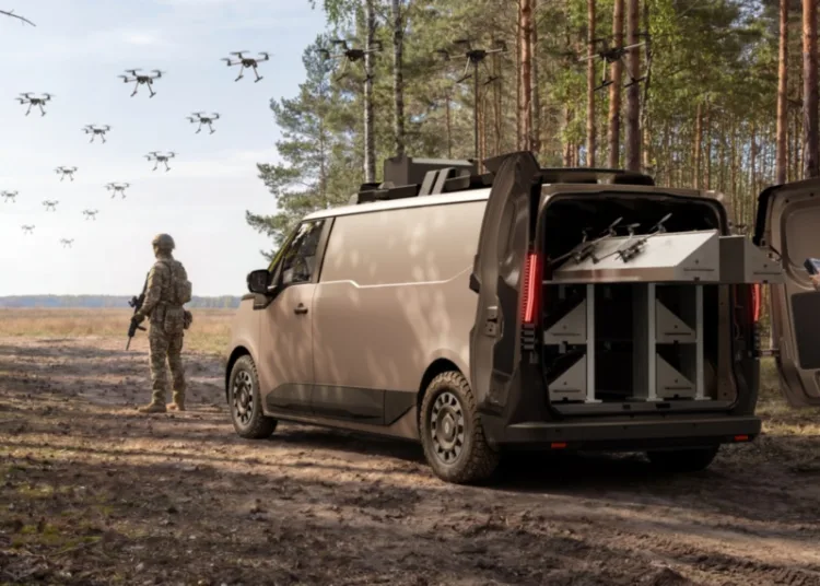 Renault and Thales turn civil car tech into hybrid 4 TROOP defence vehicle