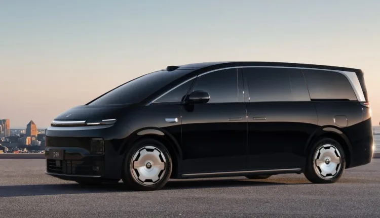 Leapmotor D99 launched in China as flagship electric MPV