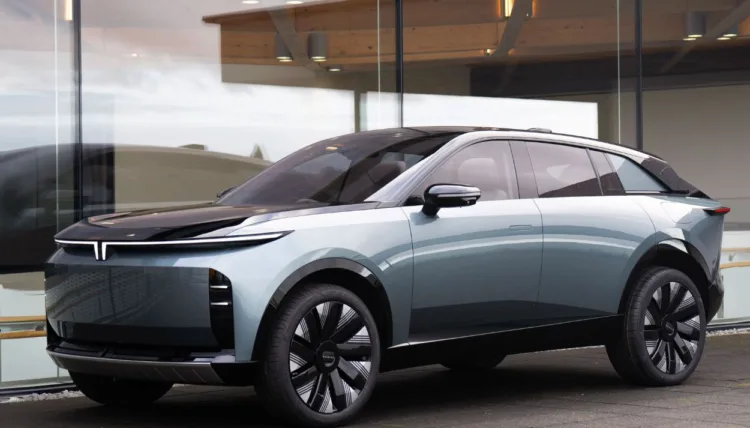 Official Tata Motors image of the Avinya X Concept, first shown at Bharat Mobility Expo 2025. The production Avinya model reported by Reuters and Autocar India may differ.
