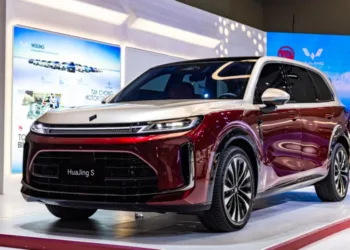 TQ Wuling Huajing S makes first appearance outside China