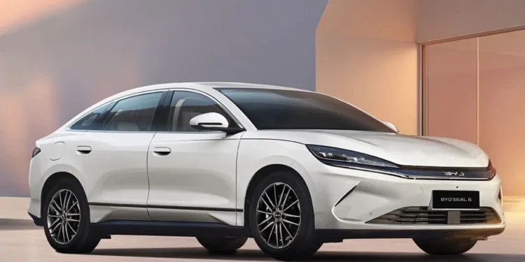 BYD Seal 6 Standard.