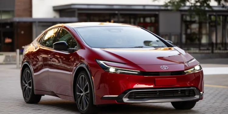 2027 Toyota Prius hybrid and plug-in hybrid gain dual-zone climate control