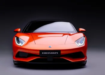 Denza Z supercar struts out at Goodwood with 1,604 PS and 9-min charging