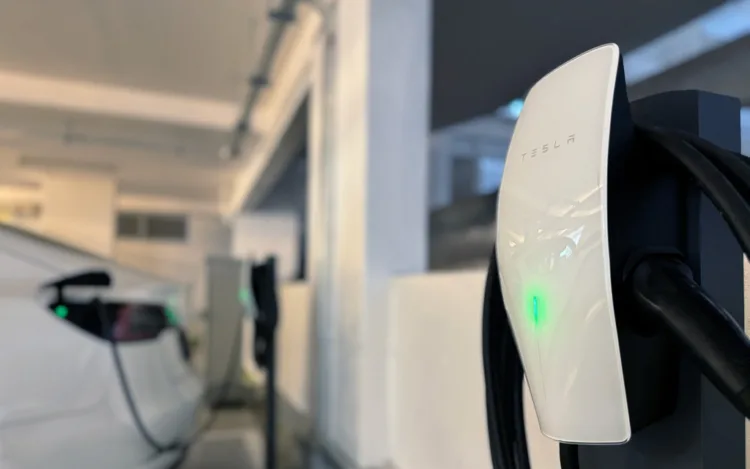 Tesla Malaysia starts charging RM0.88/kWh at Destination Chargers