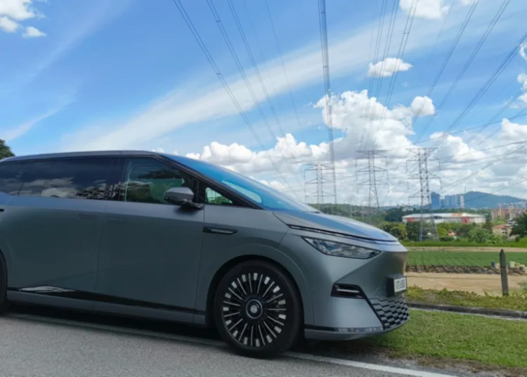 A 30,000 EV charger target needs grid upgrades first