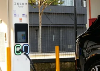 Zeekr Malaysia owners get 25% off at 1,000+ JomCharge charging points