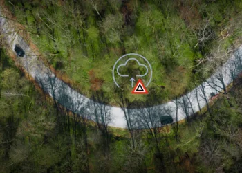 Volvo EX60, EX90 and ES90 gain four new Connected Safety alerts