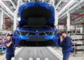 BMW i3 production starts at Munich plant, manufacturing costs down 10%