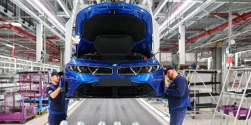 BMW i3 production starts at Munich plant, manufacturing costs down 10%