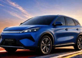 BYD Atto 3 Premium gets Gemilang Blue, drops to RM124,800 for Merdeka