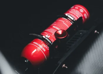 Should you keep a fire extinguisher in your car? Types, sizes and safety advice