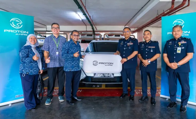 Police tests Proton e.MAS 5, e.MAS 7 and e.MAS 7 PHEV for fleet use