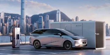 XPeng opens 1MW HK charging station with 400kWh battery buffer
