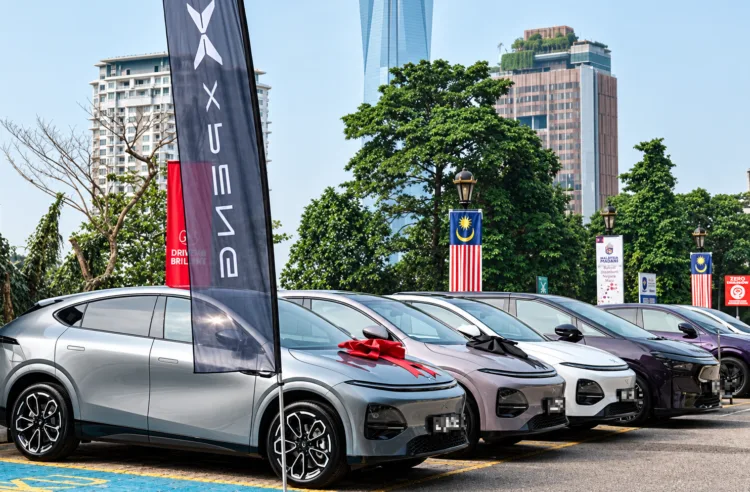 XPeng hands over first CKD G6 units, prices from RM158,888