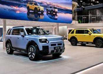 Freelander 8 racks up 5,000 firm orders in first 12 hours in China