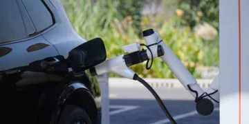 Geely pits 2.25 MW charging techagainst BYD’s Flash Charging