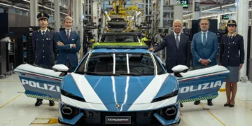 Lamborghini Temerario PHEV joins Italian police fleet as Huracán successor