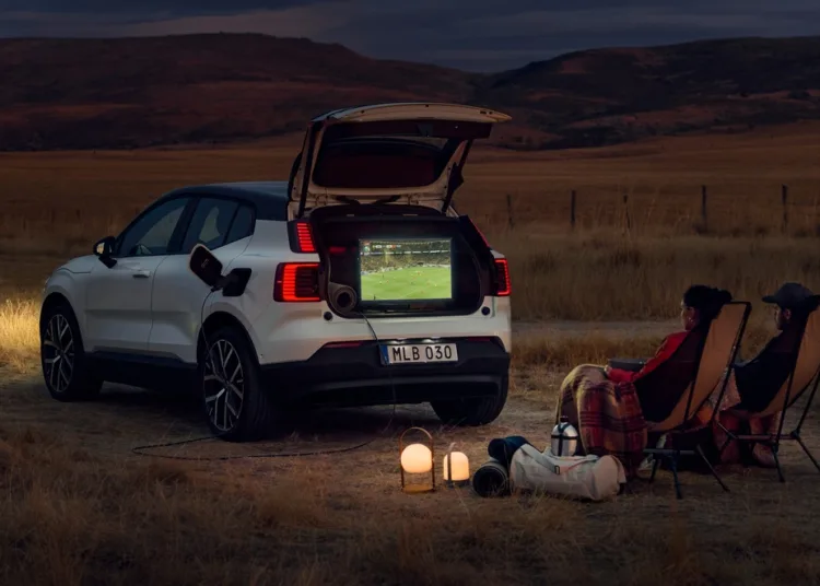 Volvo EX30 gains 3 kW V2L output through free OTA update