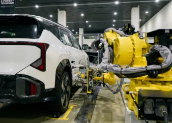 Hyundai and Kia showcase AI and software-defined factory technologies