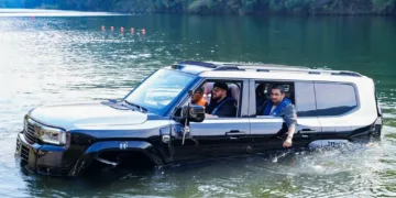 Jetour G700 Ark Edition shows off amphibious capability in water trial