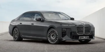 BMW Concept 7 Protection brings PHEV power to armoured luxury saloon