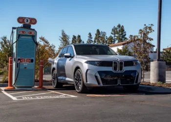BMW iX5 EV touts 460kW charging, adds 363km in 10 minutes