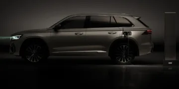 Geely Monjaro EM-i PHEV heads to Paris for European debut